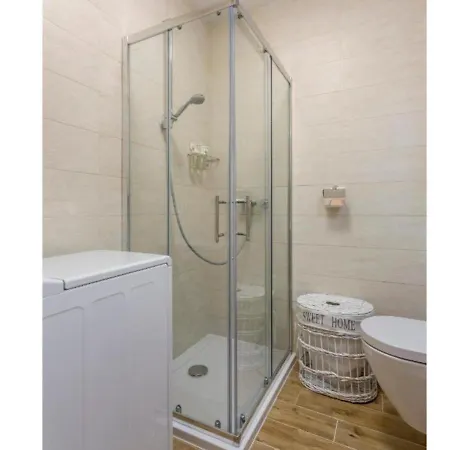 Firule Apartment-two Bedroom Urban Chic-prime Location-walk To Beach-free Parking * Split