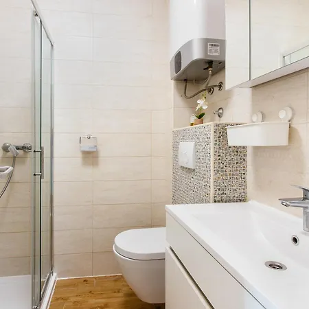 شقة Firule Apartment-two Bedroom Urban Chic-prime Location-walk To Beach-free Parking *