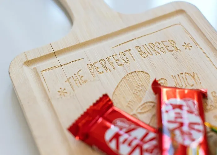 Firule Apartment-two Bedroom Urban Chic-prime Location-walk To Beach-free Parking Lägenhet Split