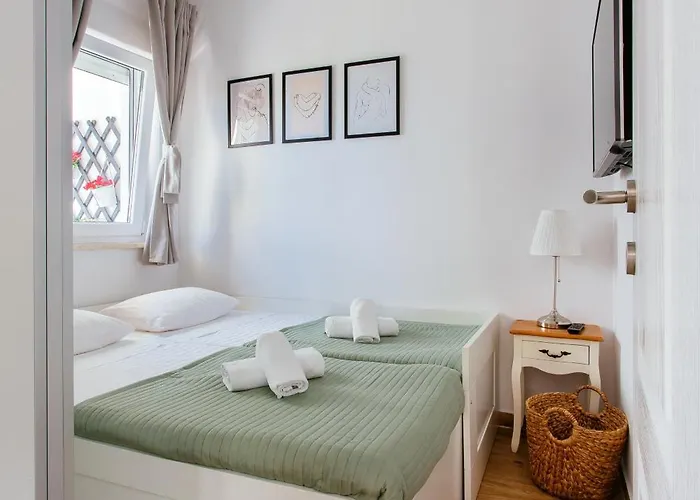 Lägenhet Firule Apartment-two Bedroom Urban Chic-prime Location-walk To Beach-free Parking Split