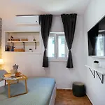 Firule Apartment-two Bedroom Urban Chic-prime Location-walk To Beach-free Parking 公寓