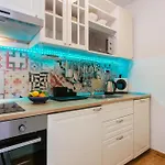 公寓 Firule Apartment-two Bedroom Urban Chic-prime Location-walk To Beach-free Parking *