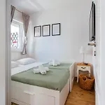 公寓 Firule Apartment-two Bedroom Urban Chic-prime Location-walk To Beach-free Parking 斯普利特