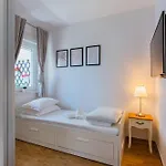 公寓 Firule Apartment-two Bedroom Urban Chic-prime Location-walk To Beach-free Parking *